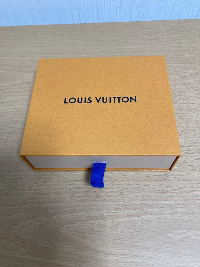 LOUIS VUITTON ブレスレット スペース