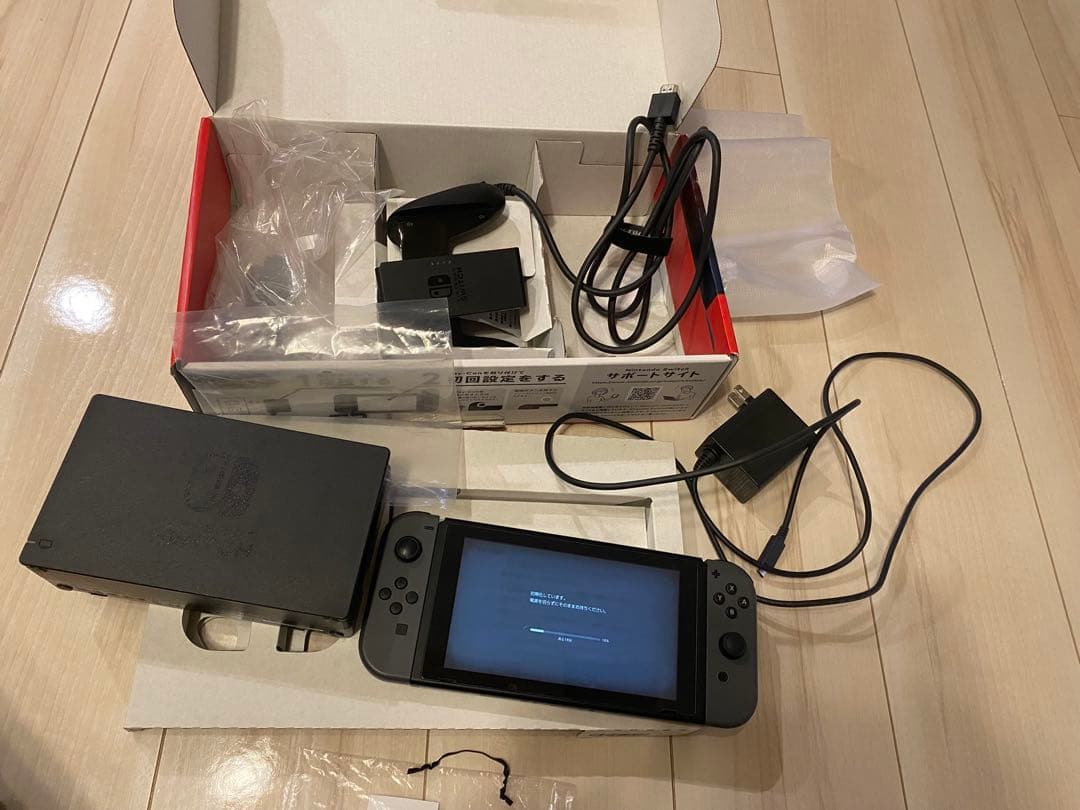 任天堂 Nintendo Switch 美品