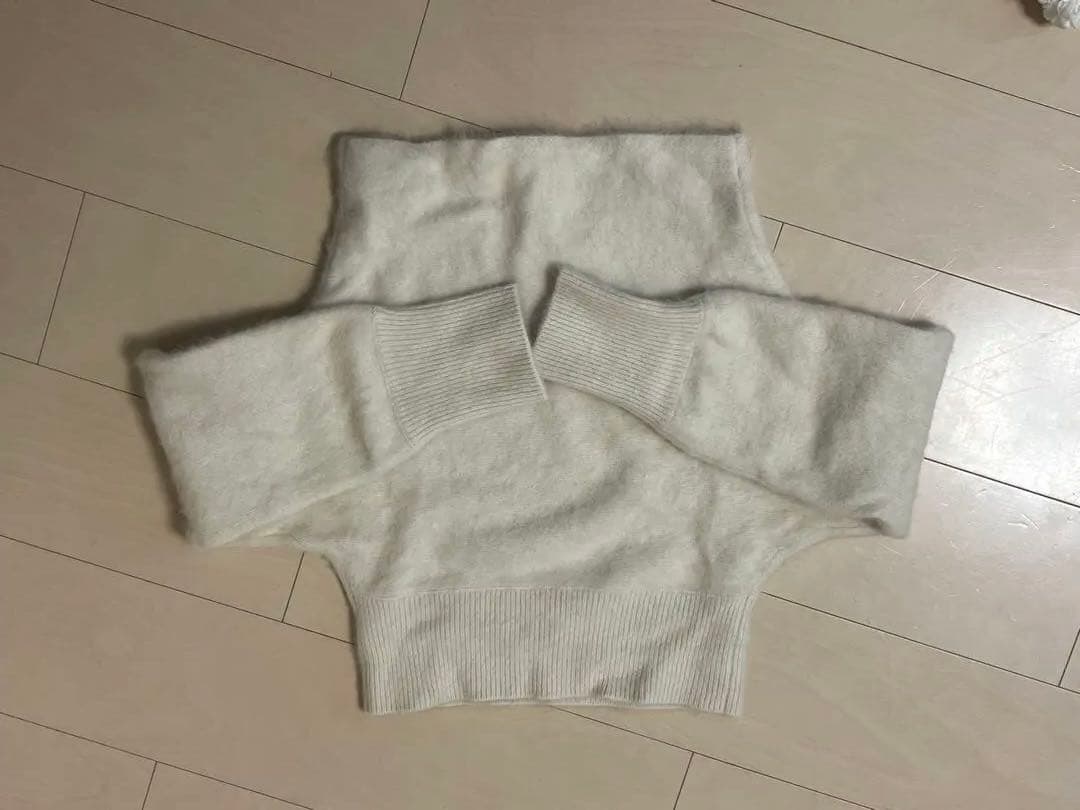 アニュアンス　ラクーンフォックスオフショルニットプルオーバー