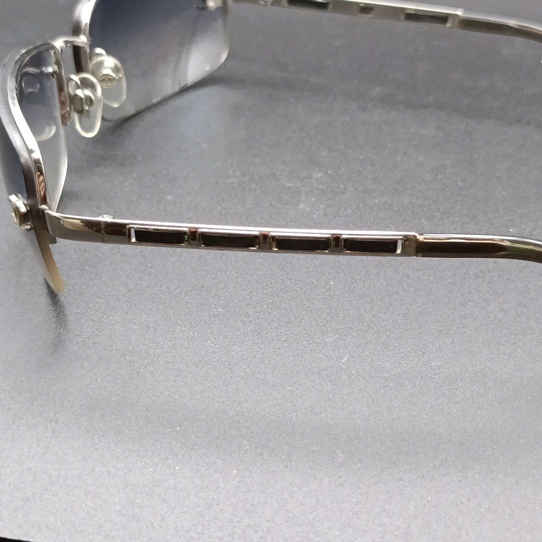 シャネル グラデーション サングラス ココマーク レザーチェーン リムレス