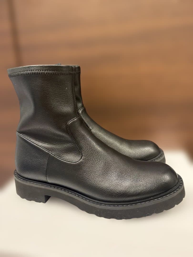 ❤︎ルタロン❤︎ 3.5cmトラックソールフィットショートブーツ　Ｍ