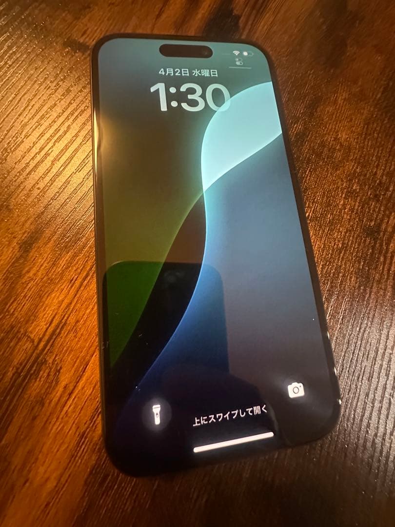 極美品　Apple iPhone16 128GB スペースブラック