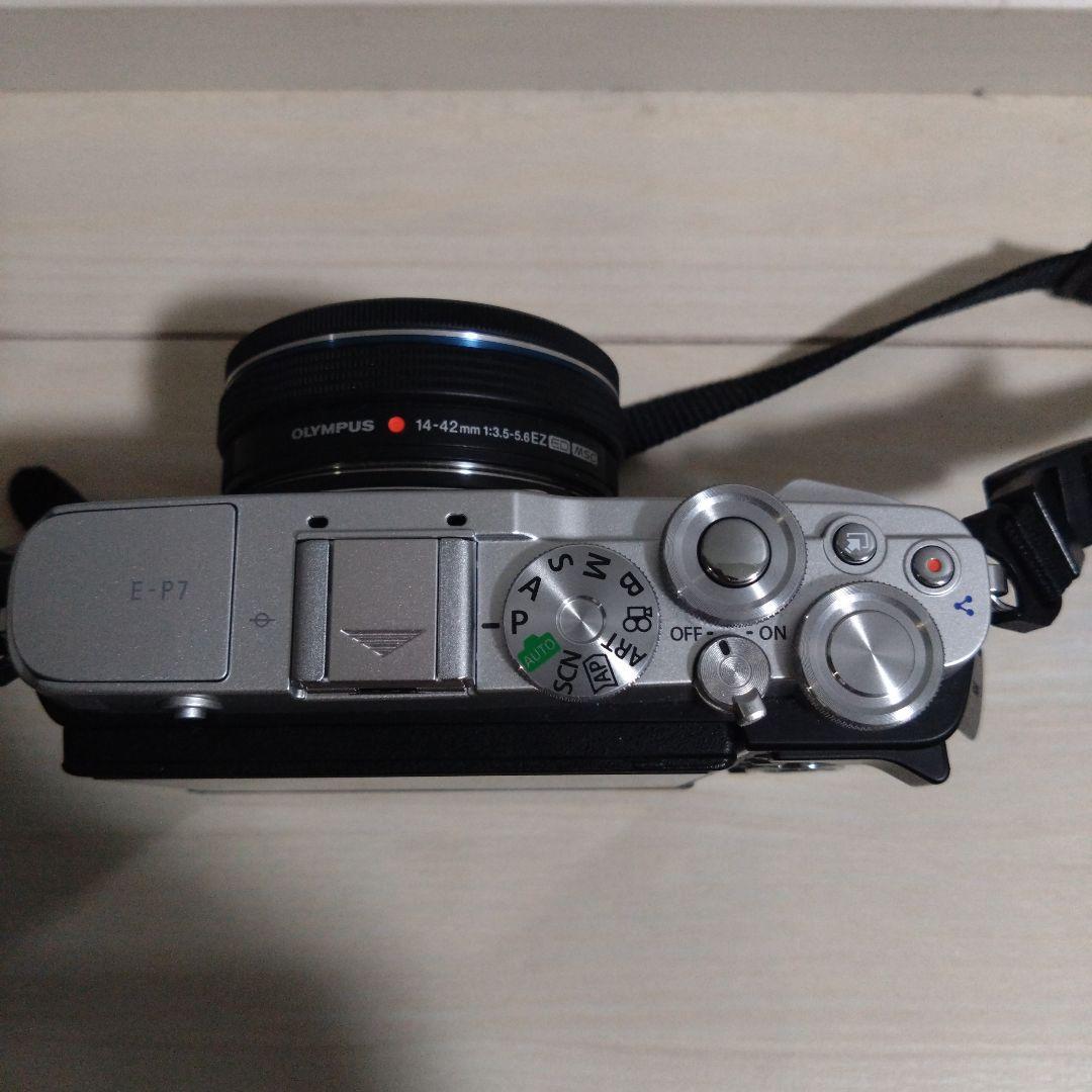 デジタルカメラ OLYMPUS PEN E-P7 ED14-42mm