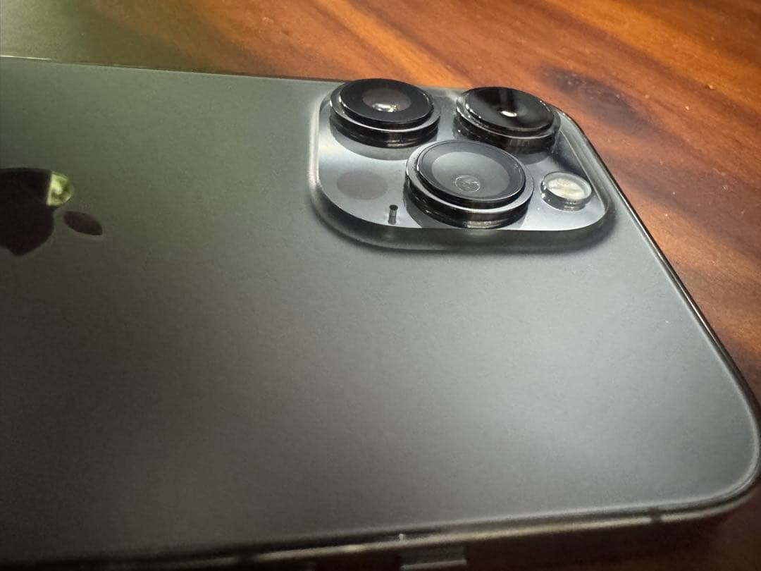 iPhone13 pro グラファイト 128GB バッテリー 77%