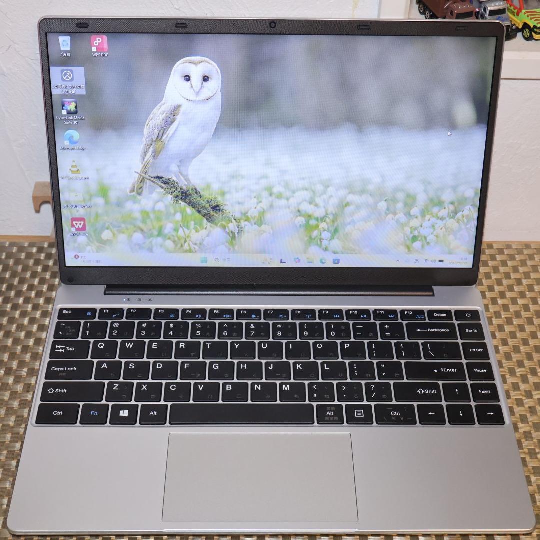お手頃！Win11公式対応！高年式2025！メモリ8/高速SSD/無線/カメラ