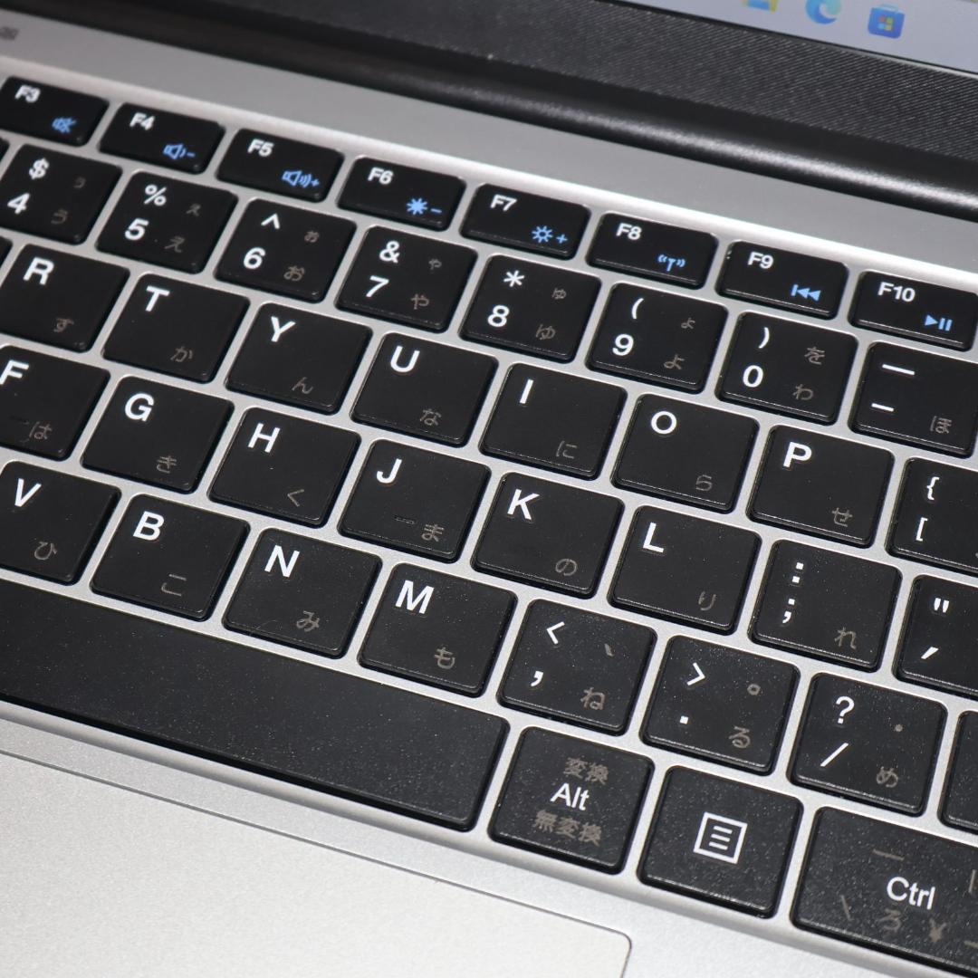 お手頃！Win11公式対応！高年式2025！メモリ8/高速SSD/無線/カメラ