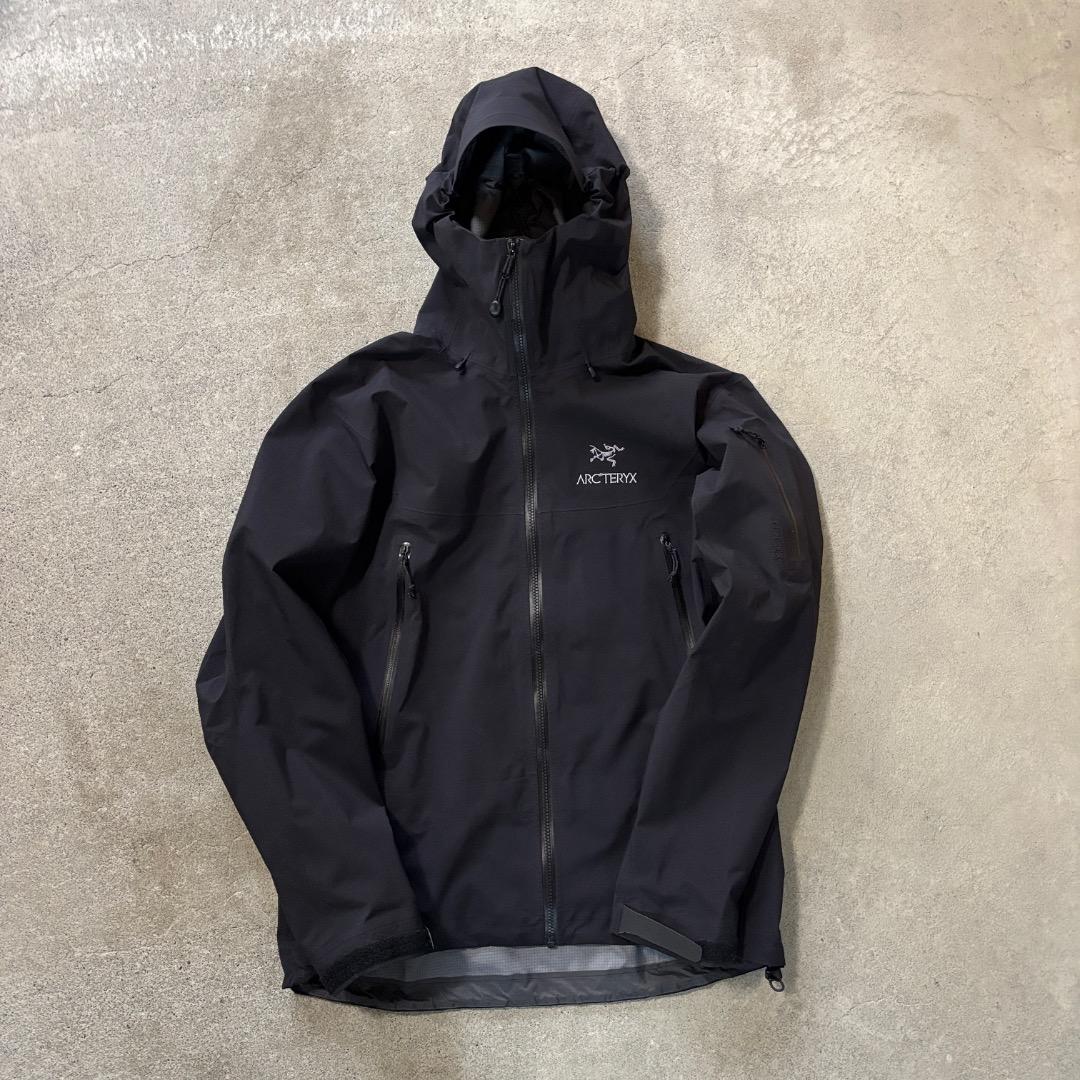 ゆ*様 ⭐︎レア⭐︎ arc'teryx Beta SV アークテリクス Bla
