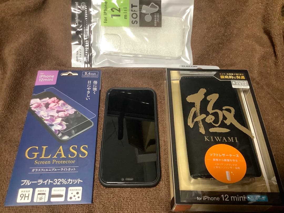 iPhone 12 mini 64GB ケース & ガラスフィルム付き