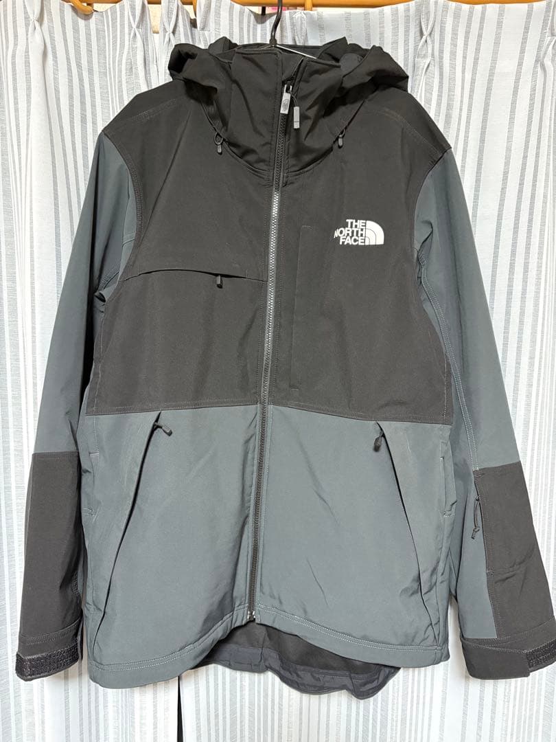 THE NORTH FACE マウンテンパーカー グレー/ブラック