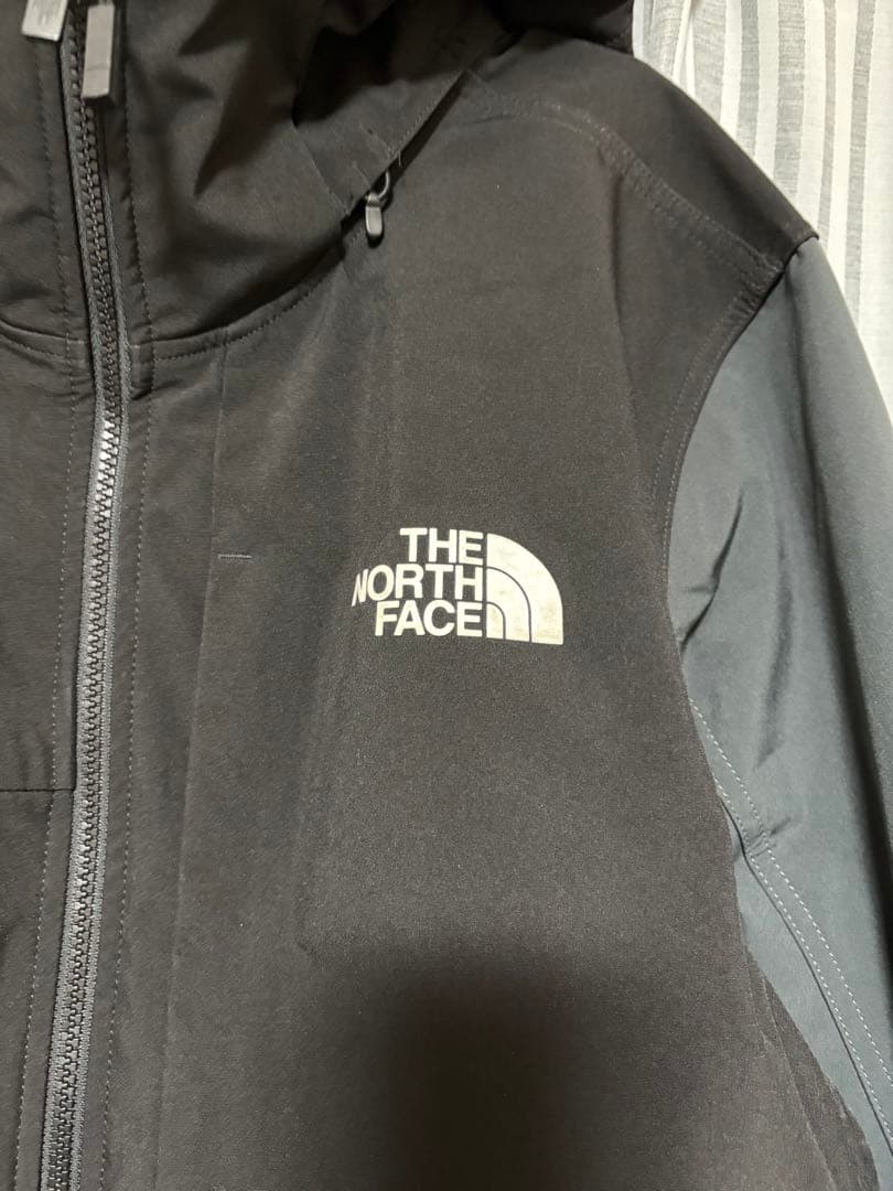 THE NORTH FACE マウンテンパーカー グレー/ブラック