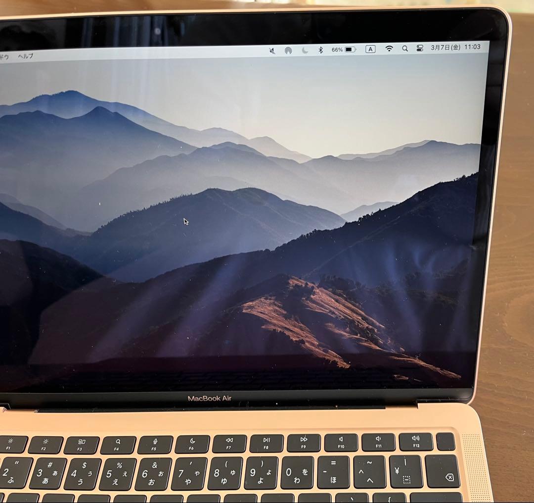 【中古美品】Apple MacBook Air 箱あり　付属品あり