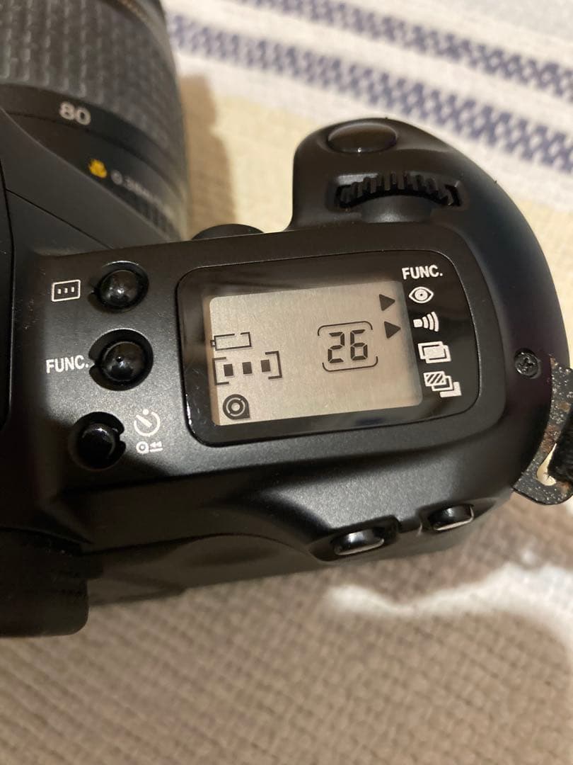 Canon EOS 一眼レフカメラ + レンズ2本　フィルム付き