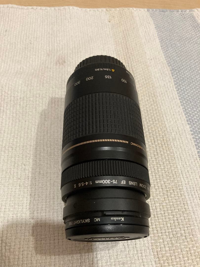 Canon EOS 一眼レフカメラ + レンズ2本　フィルム付き