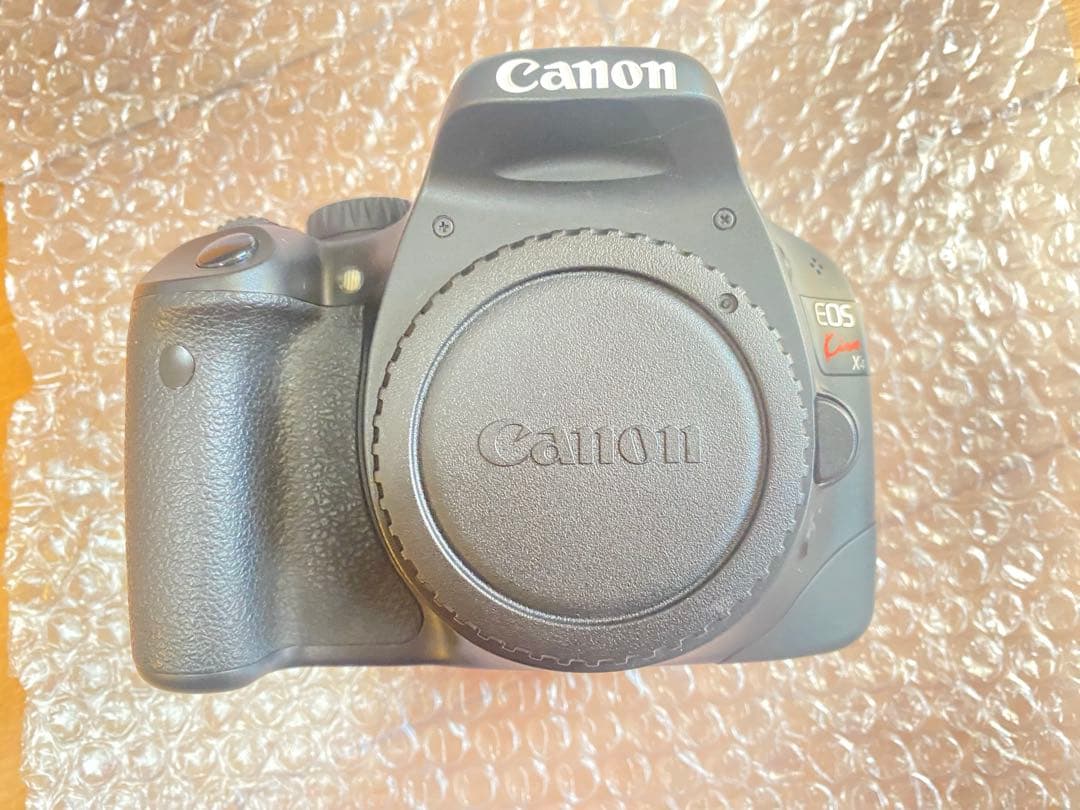 CanonEOS x4 18-55㎜レンズ、バッテリーグリップセット