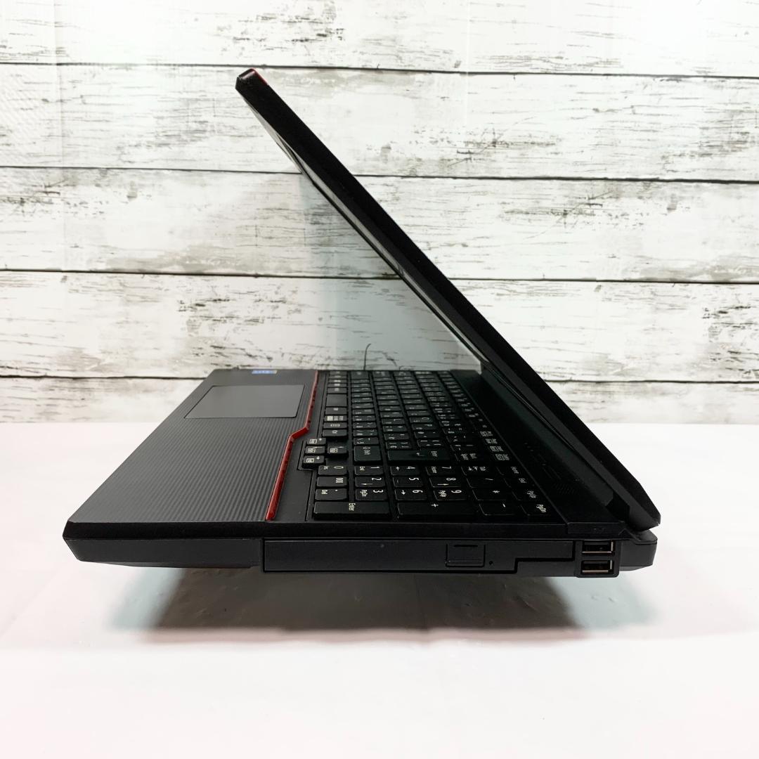 【オフィス付き】ノートパソコン黒　Windows11　8GB／SSD／テンキー✨