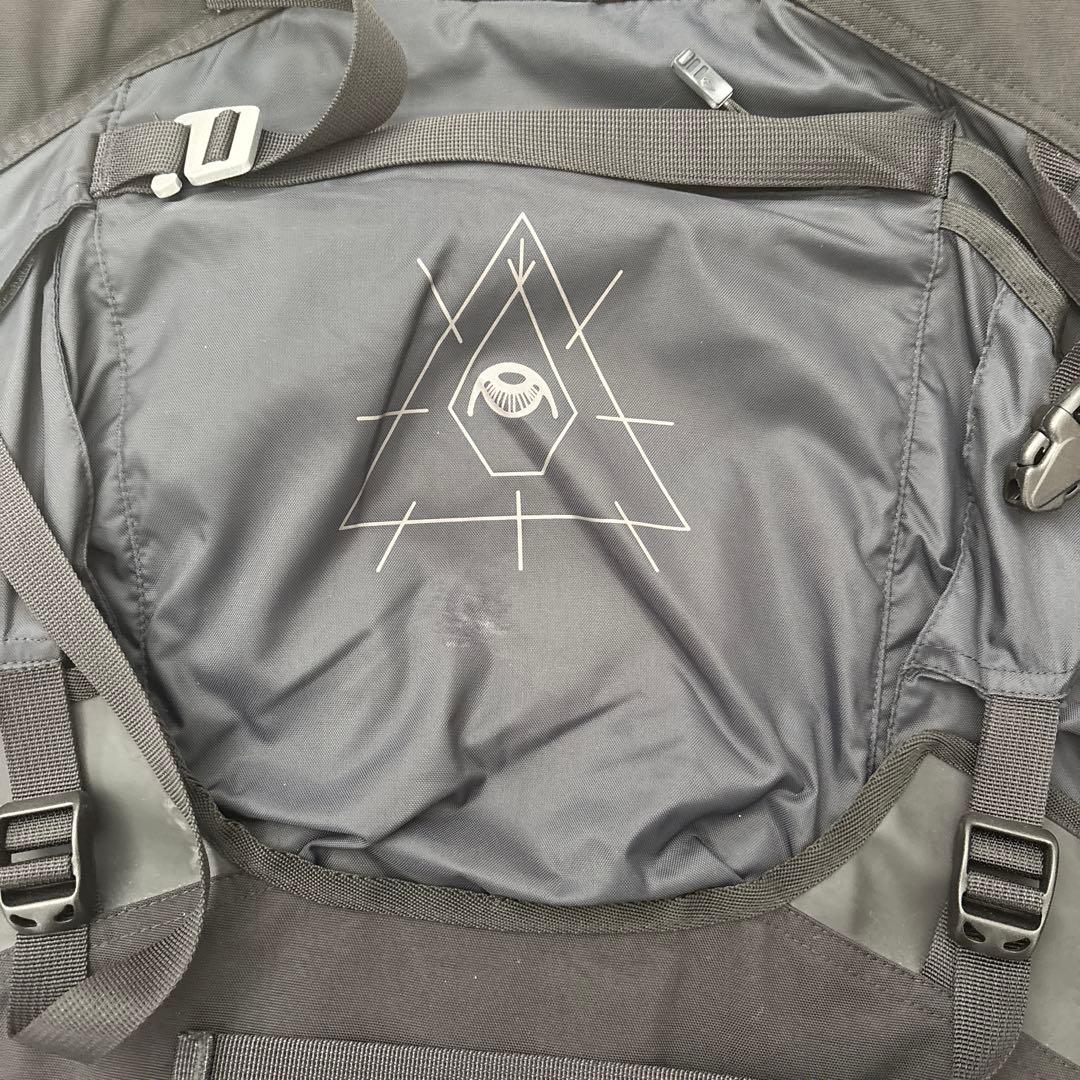 VOLCOM Bryan Iguchi スノーボードベスト スラックベスト　L