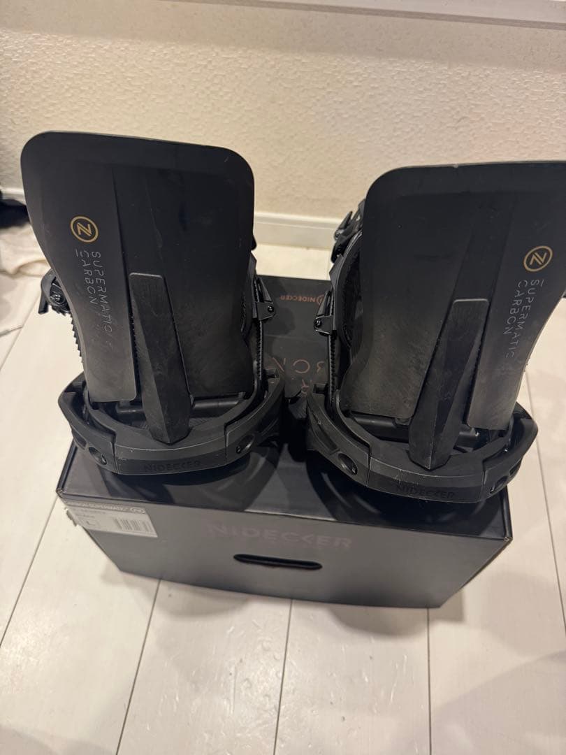 ナイデッカースーパーマチックカーボン