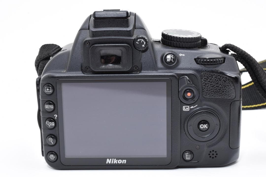 【動作好調】 Nikon ニコン D3100 レンズキット デジタル一眼カメラ