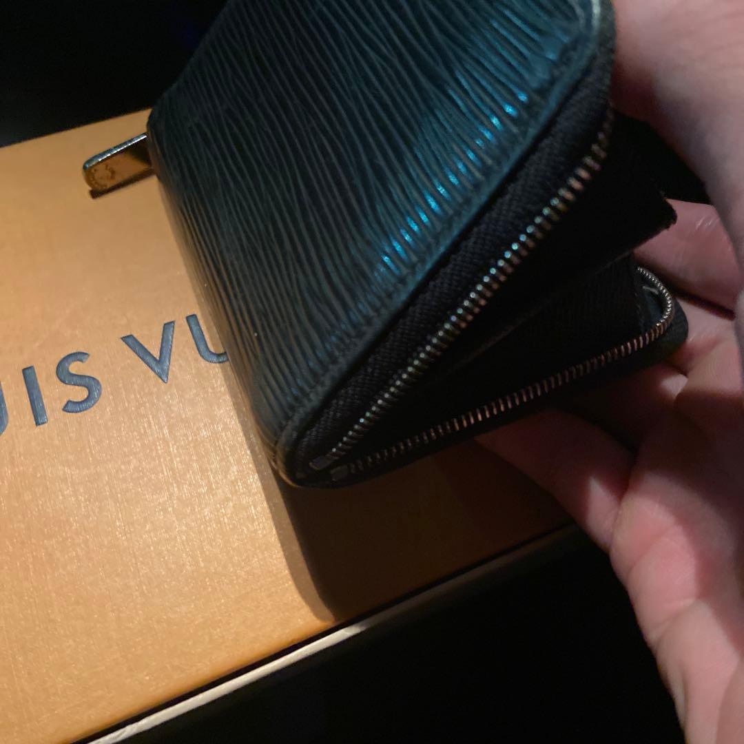 LOUIS VUITTON エピレザー ケース