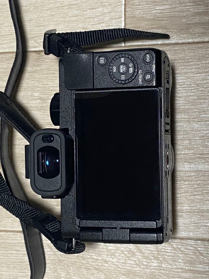 LUMIX G100D ミラーレス一眼 本体と付属品