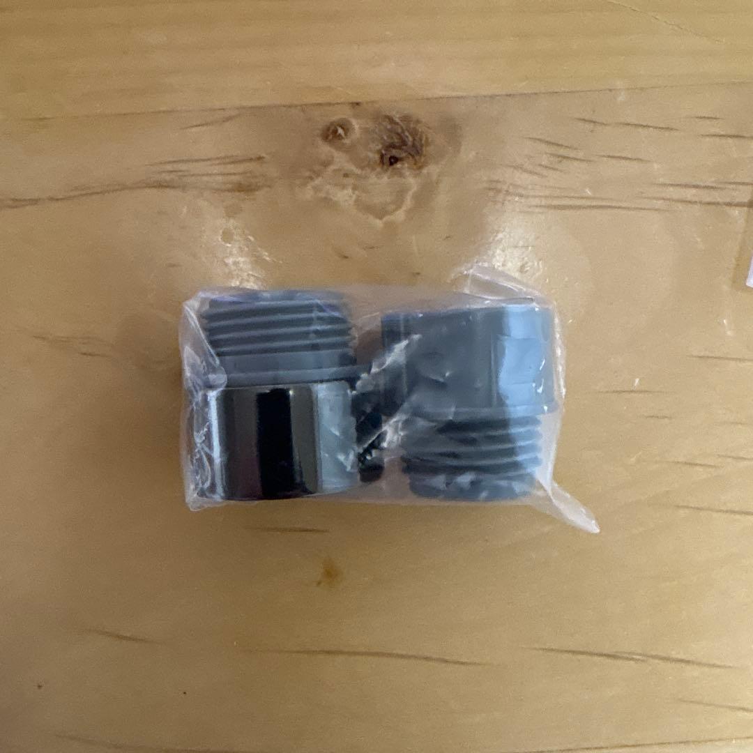 ＣＭ中！最新リファシャワーへッド！人気のブラック！定価33,000円！