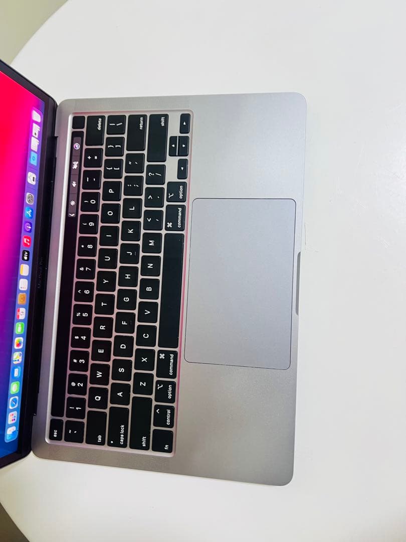 MacBook本体 Macbook Pro 2020 Core i5/16GB/512GB