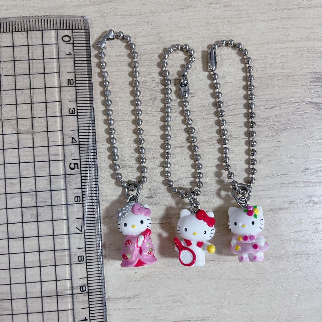 ハローキティ　ストラップ　キーホルダー　コレクターズマスコット　23個まとめ売り