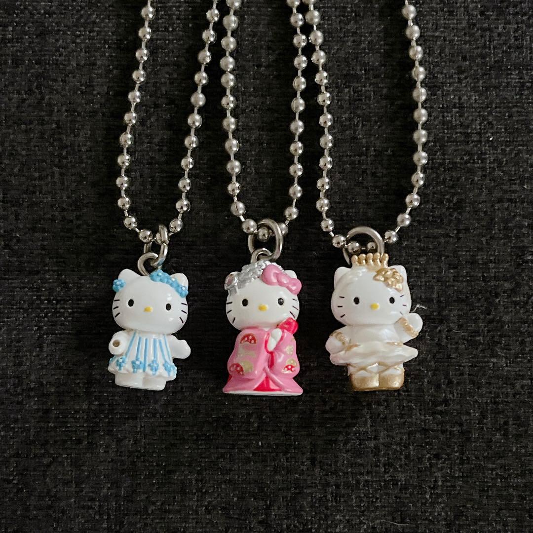 ハローキティ　ストラップ　キーホルダー　コレクターズマスコット　23個まとめ売り