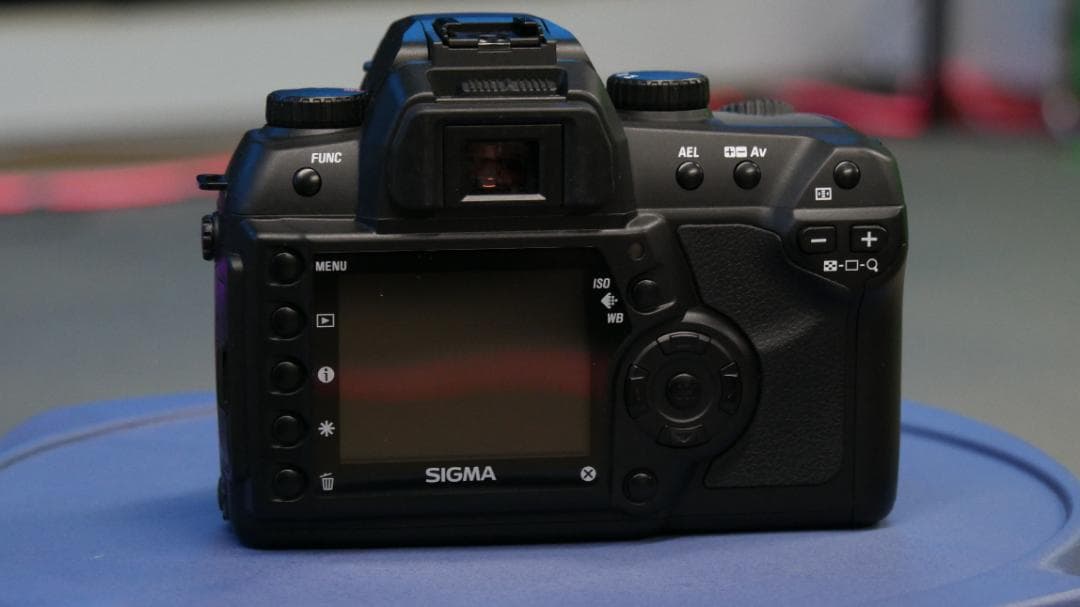 美品 SIGMA SD14 ボディ 箱・付属品あり