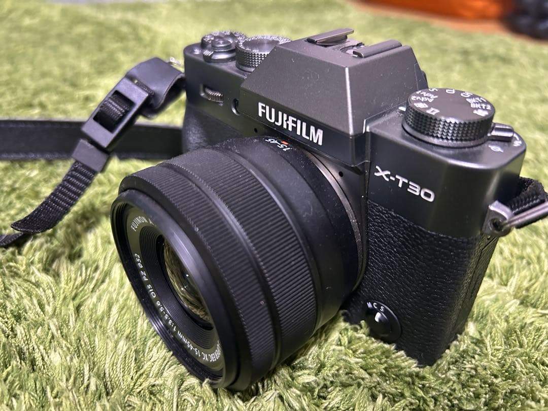 Fujifilm X-T30 ミラーレス一眼 本体