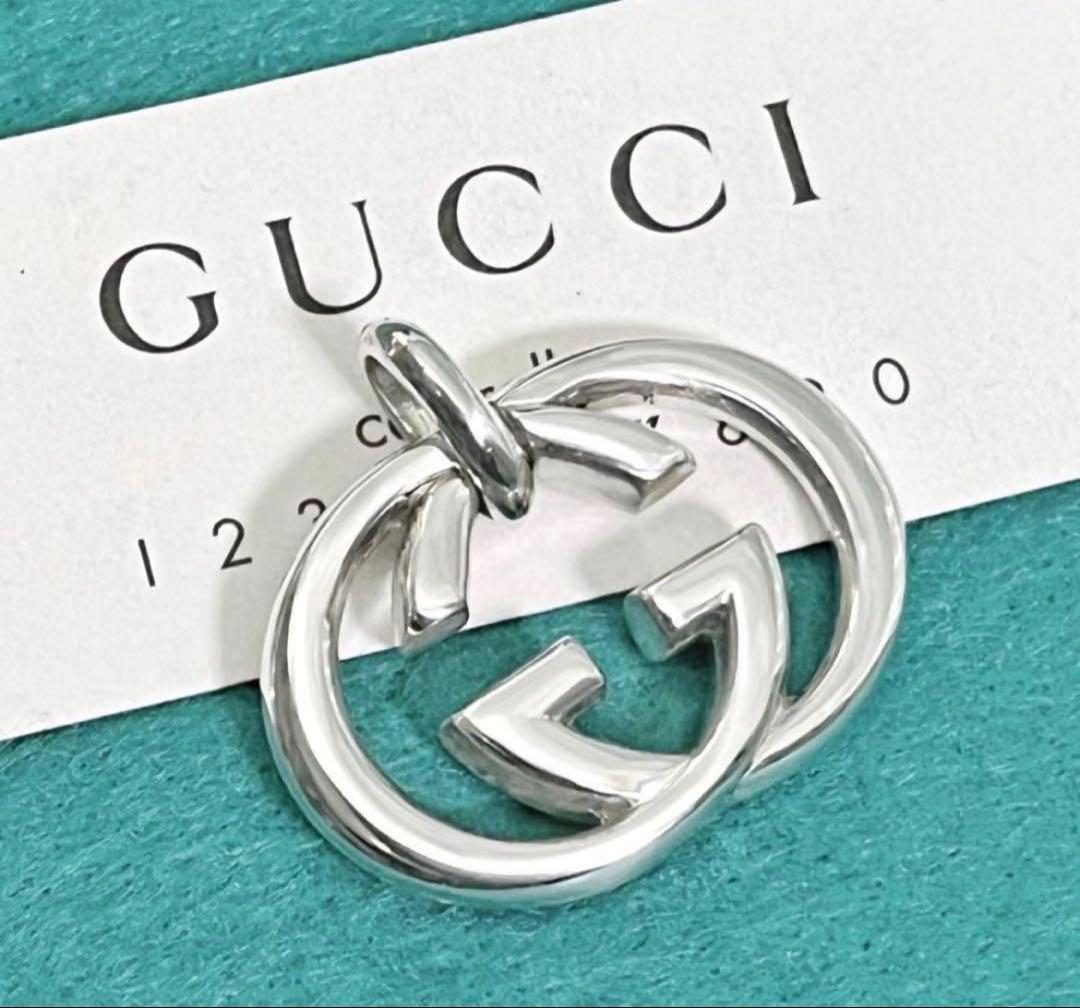 美品　GUCCI インターロッキングペンダントL