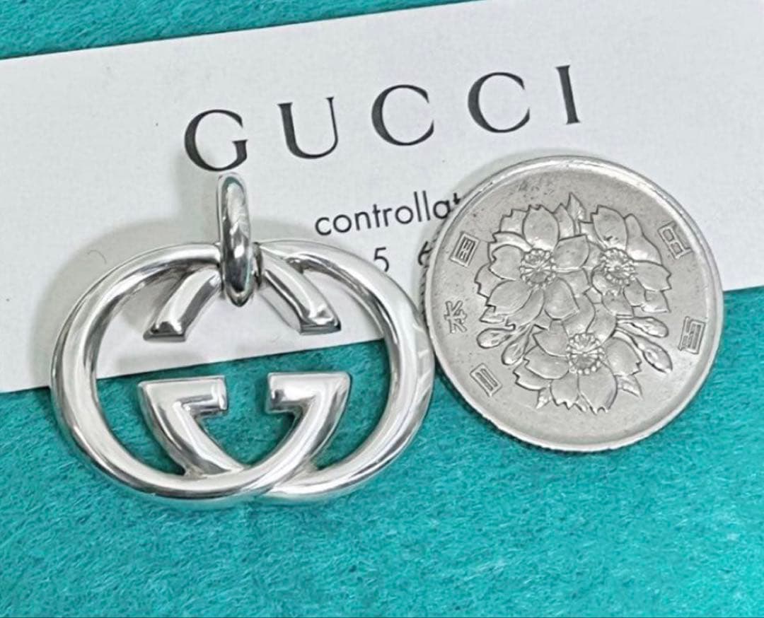 美品　GUCCI インターロッキングペンダントL