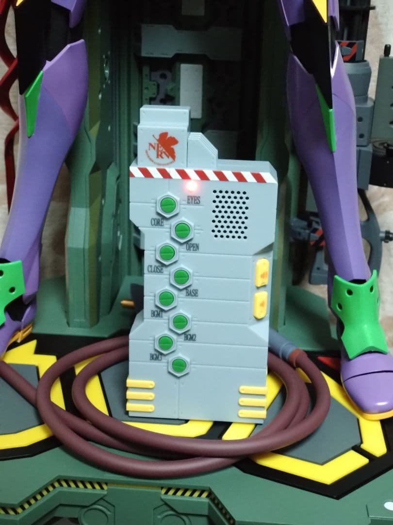 デアゴスティーニ　エヴァンゲリオン初号機をつくる　全巻組み立て済み完成品