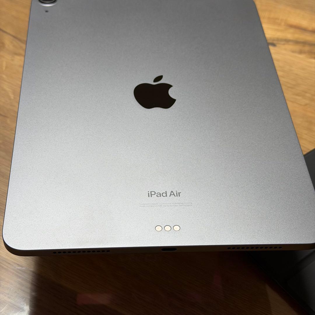 バッテリー96% Apple iPad Air 第5世代 64gb