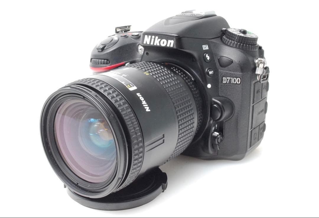 ✨カメラバッグ付き✨Nikon D7100 ニコン✨ダブルレンス✨超望遠✨カメラ