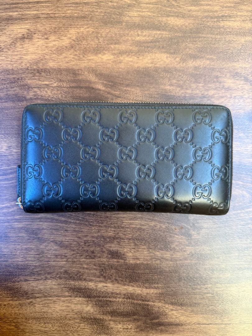 Gucci ブラック 長財布