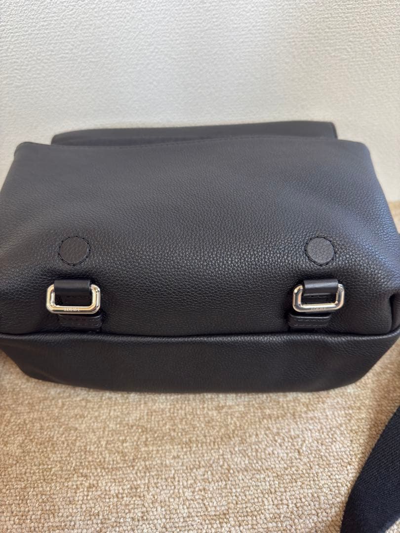 LOEWE ミリタリー　メッセンジャー　バッグ 最終値下げ