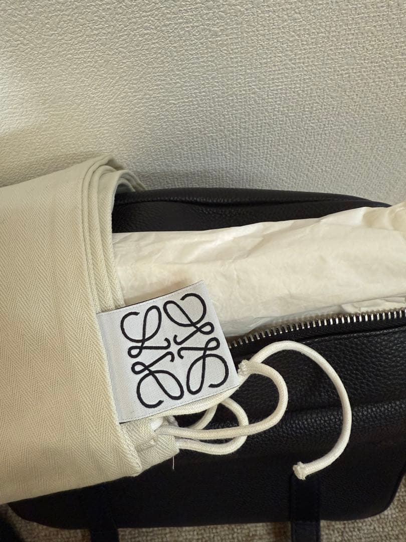 LOEWE ミリタリー　メッセンジャー　バッグ 最終値下げ