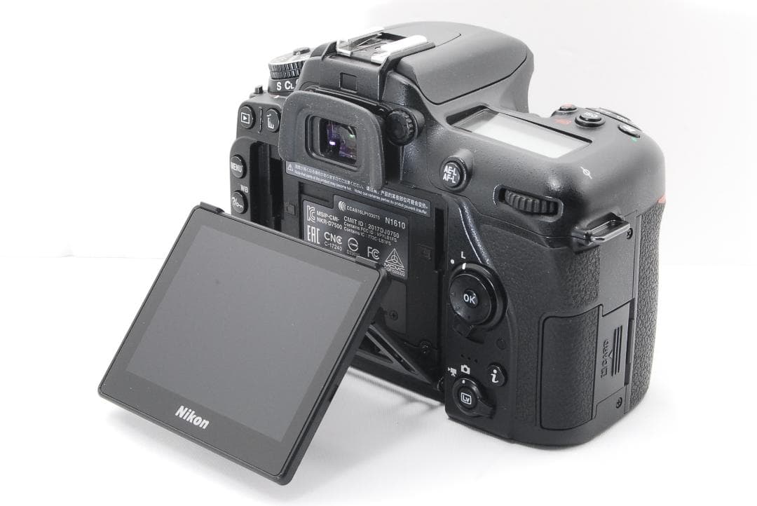 ❤ Nikon D7500 一眼レフ カメラ ニコン Wi-Fi機能搭載