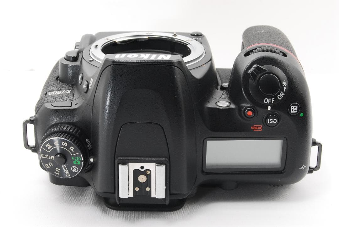 ❤ Nikon D7500 一眼レフ カメラ ニコン Wi-Fi機能搭載