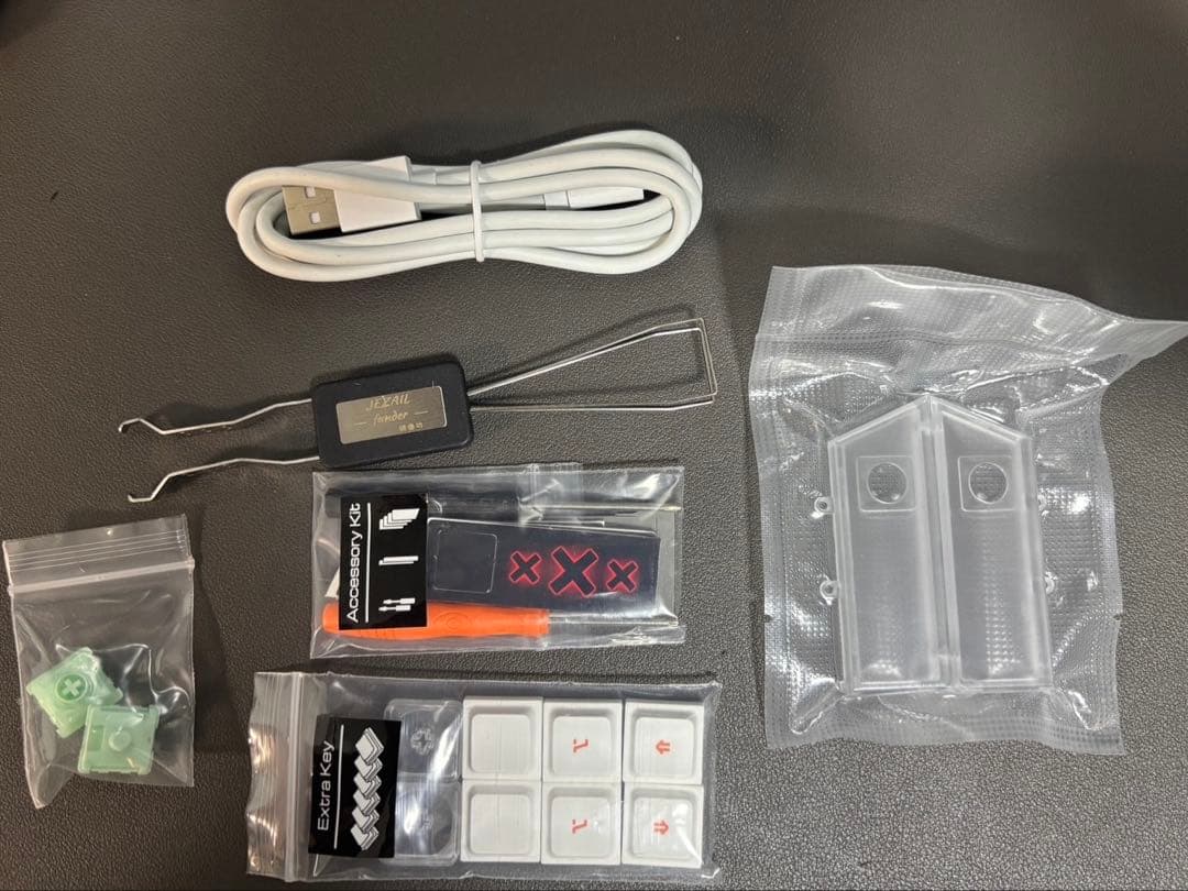 【ゆずぽんず様】専用Cornix LP 分割キーボード オレンジ