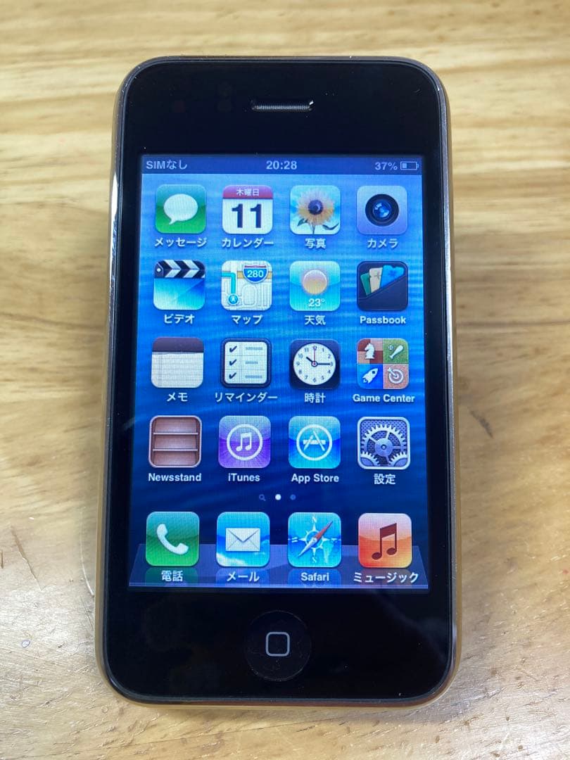 完動品 iPhone3GS SIMフリー黒32GB iPhone3Gs安心保証付