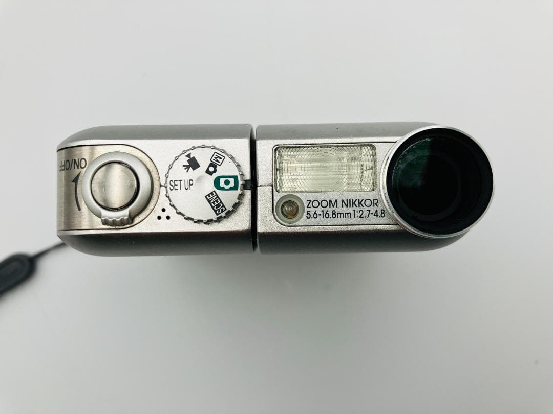 ニコン COOLPIX SQ　シルバー