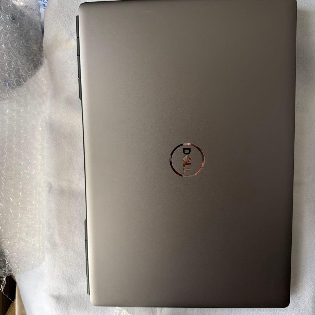 Windowsノート本体 DELL Pre7560 Core i9 32G/512G win 11pro