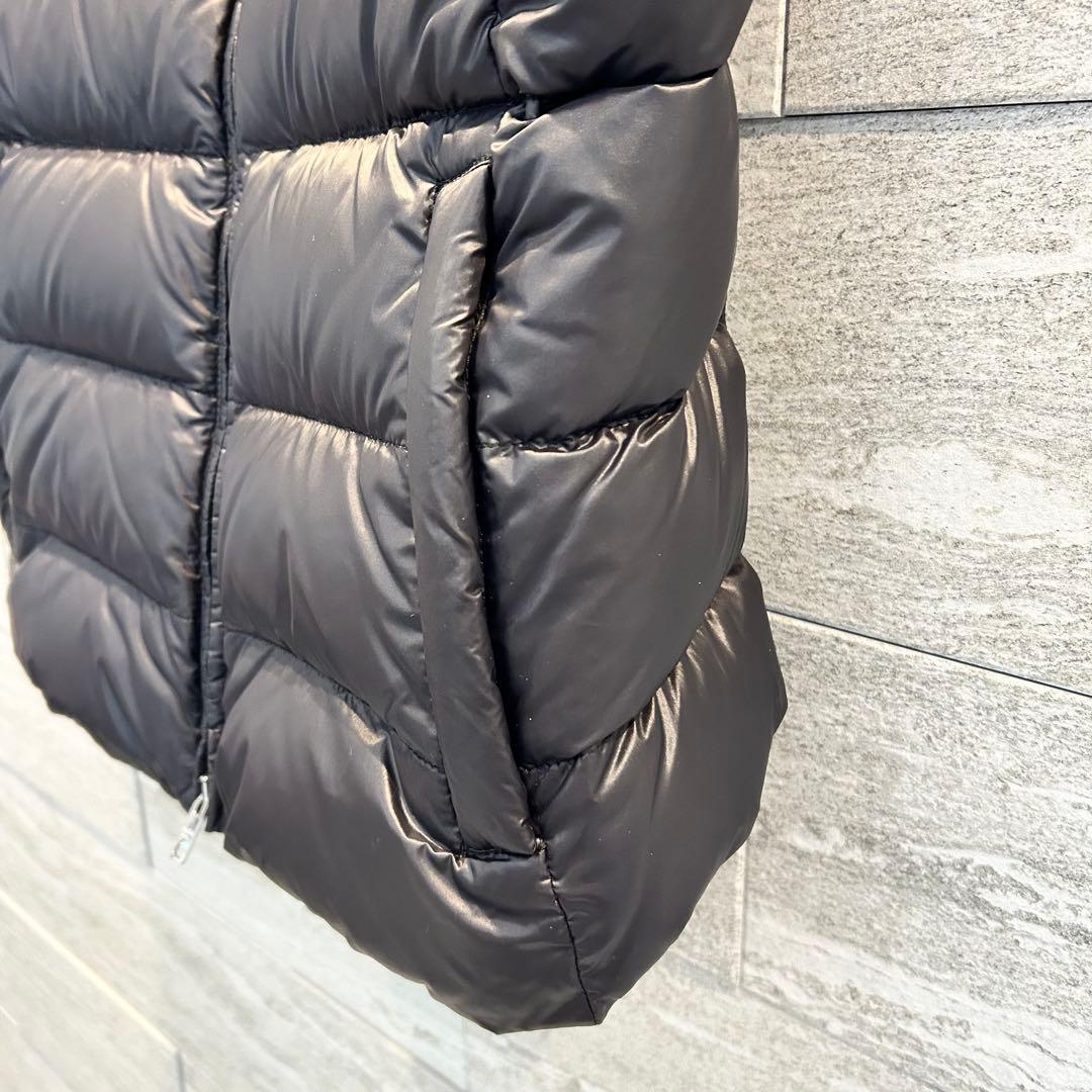 美品✨PRADA ダウン 三角ロゴプレート ダブルジップ 42 ブラック