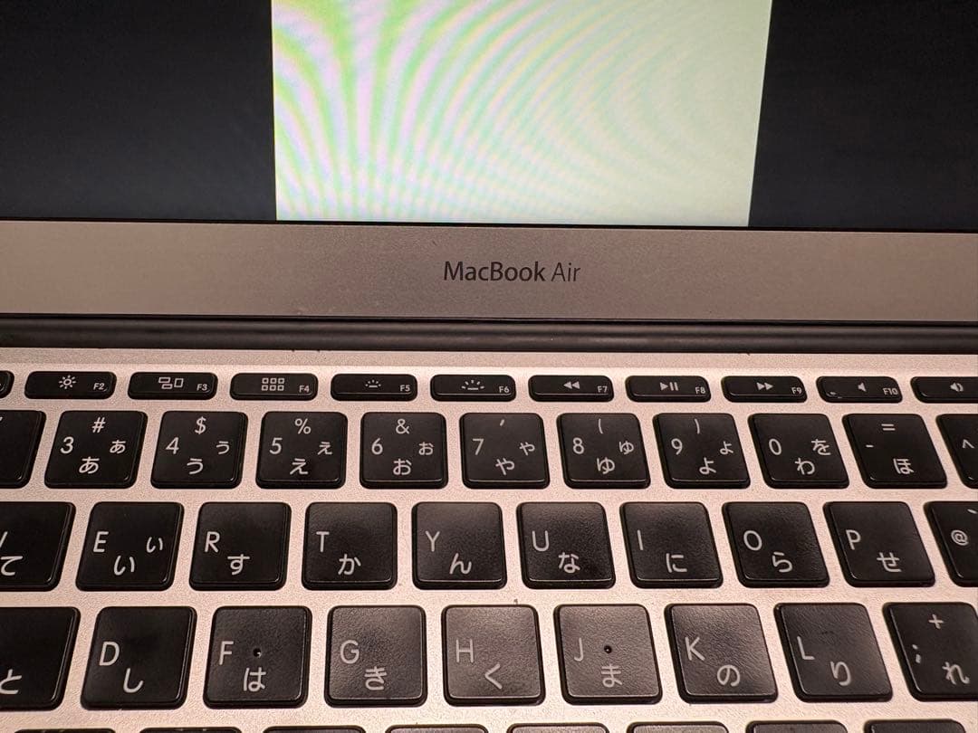 MacBook Air 11インチ Early 2015/4GB シルバー