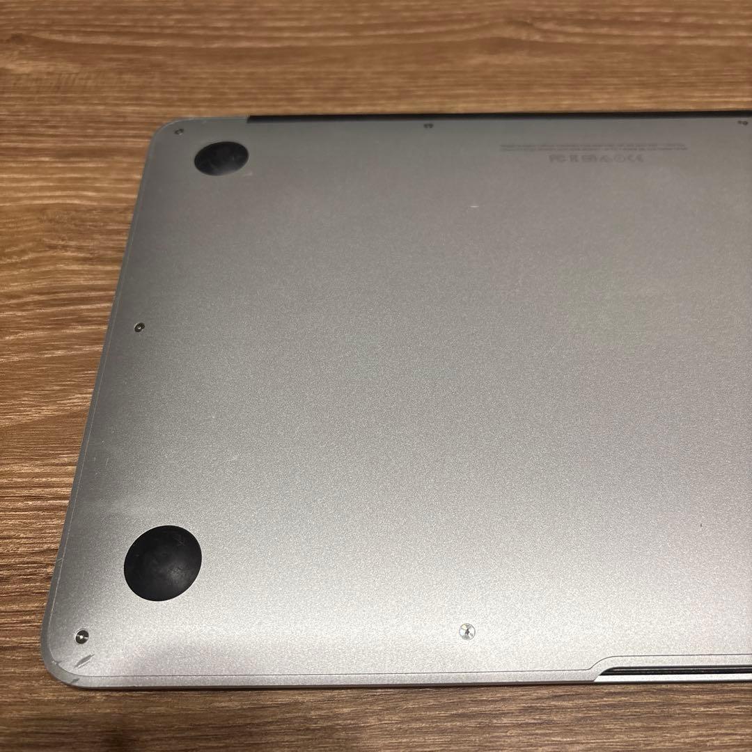 MacBook Air 11インチ Early 2015/4GB シルバー
