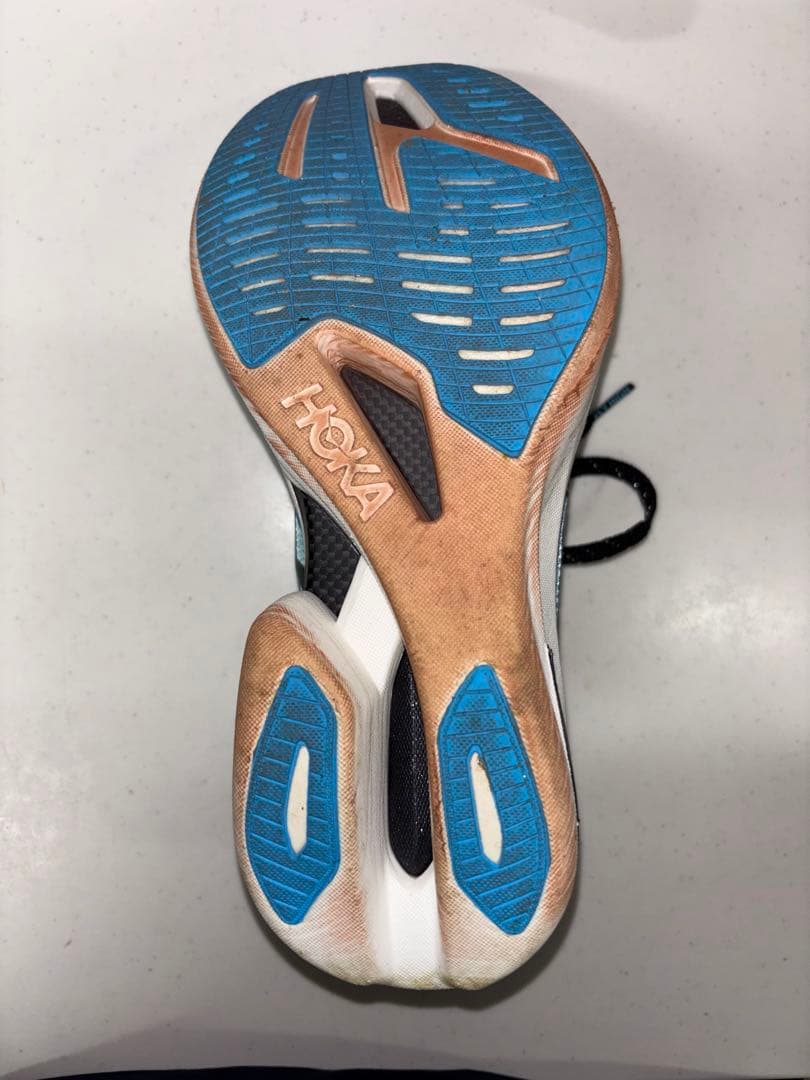 HOKA ランニングシューズ CIELO X1 2.0