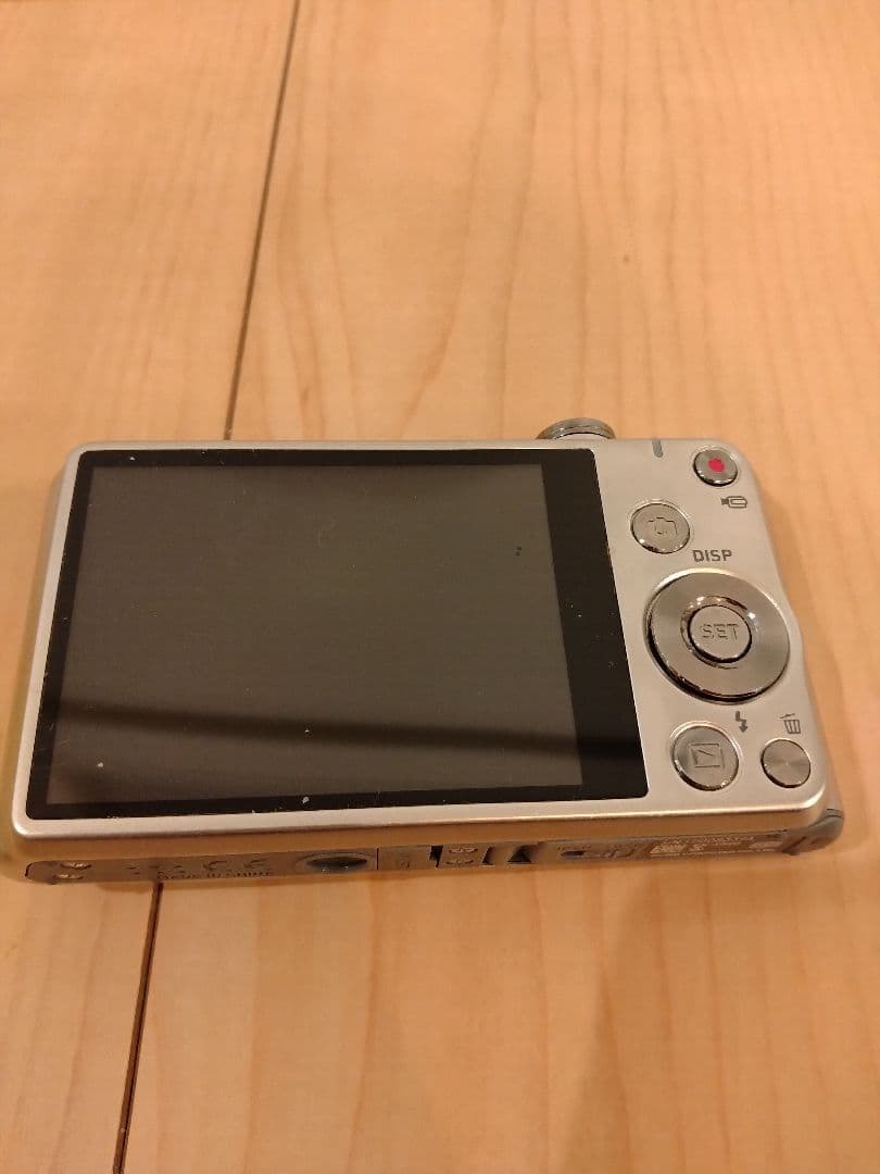 CASIO EXILIM6倍ズーム 16.1メガピクセルデジタルカメラケース付き