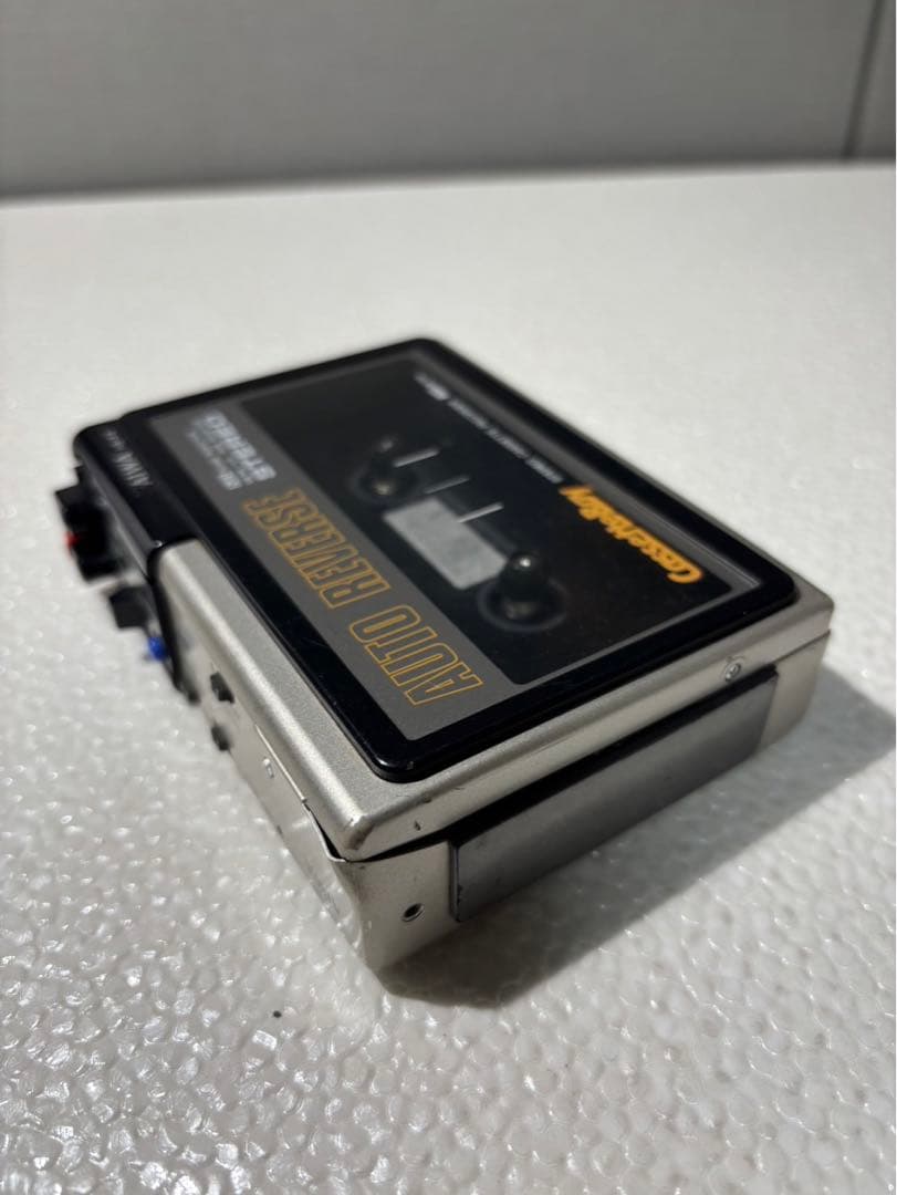 AIWA カセットボーイHS-F2 カセットプレーヤー オートリバース　ジャンク